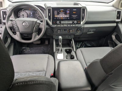 2025 Nissan Frontier Crew Cab 4x2 SV