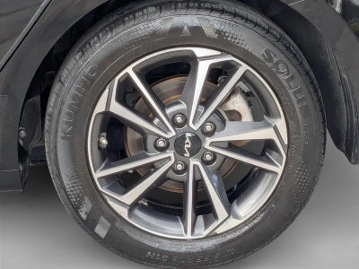 2023 Kia Forte LXS IVT