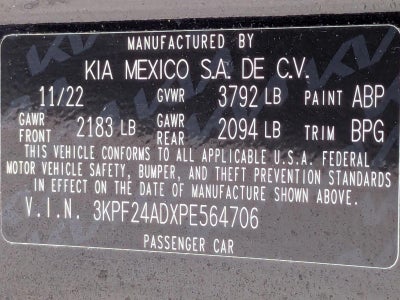 2023 Kia Forte LXS IVT