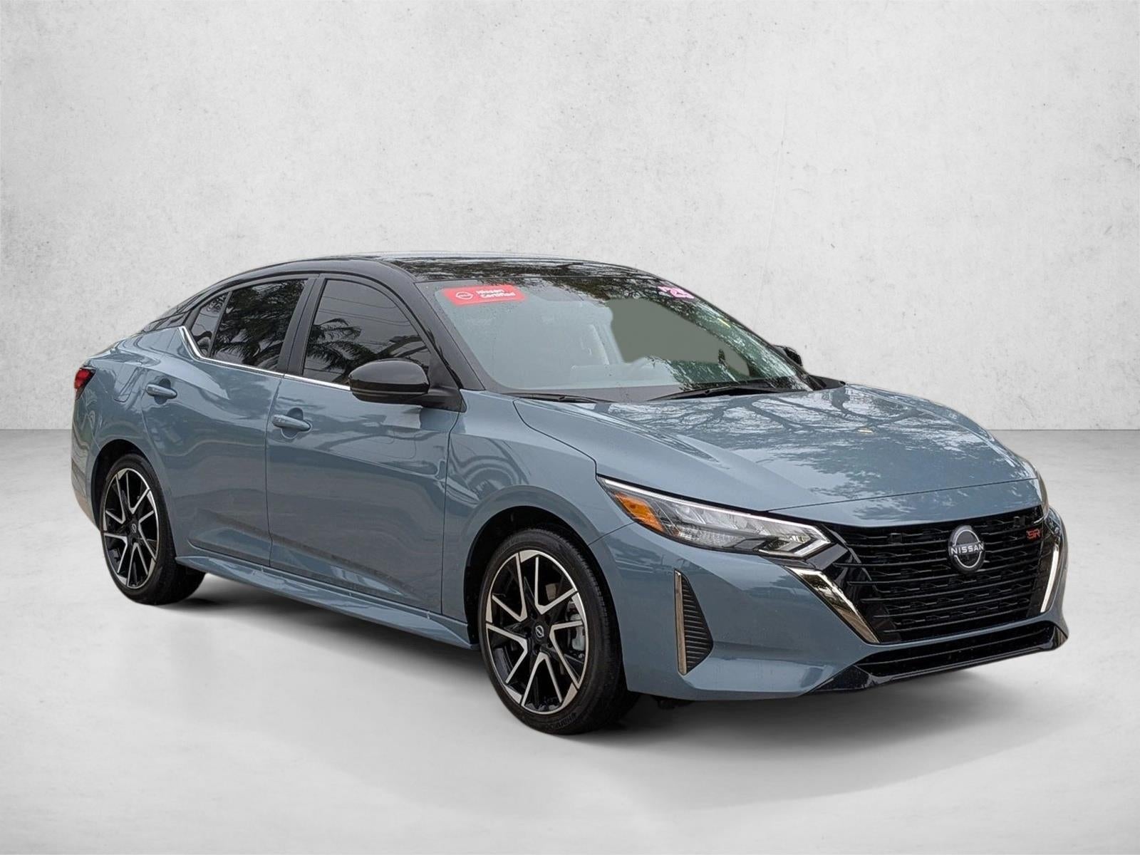 2025 Nissan Sentra SR CVT