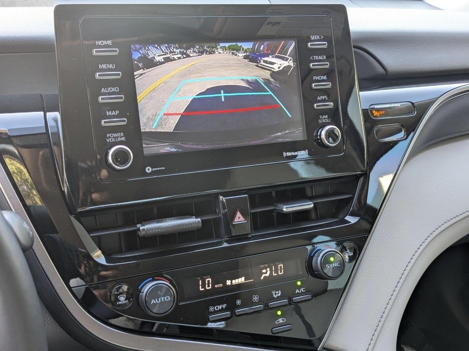 2023 Toyota Camry SE Auto (SE)