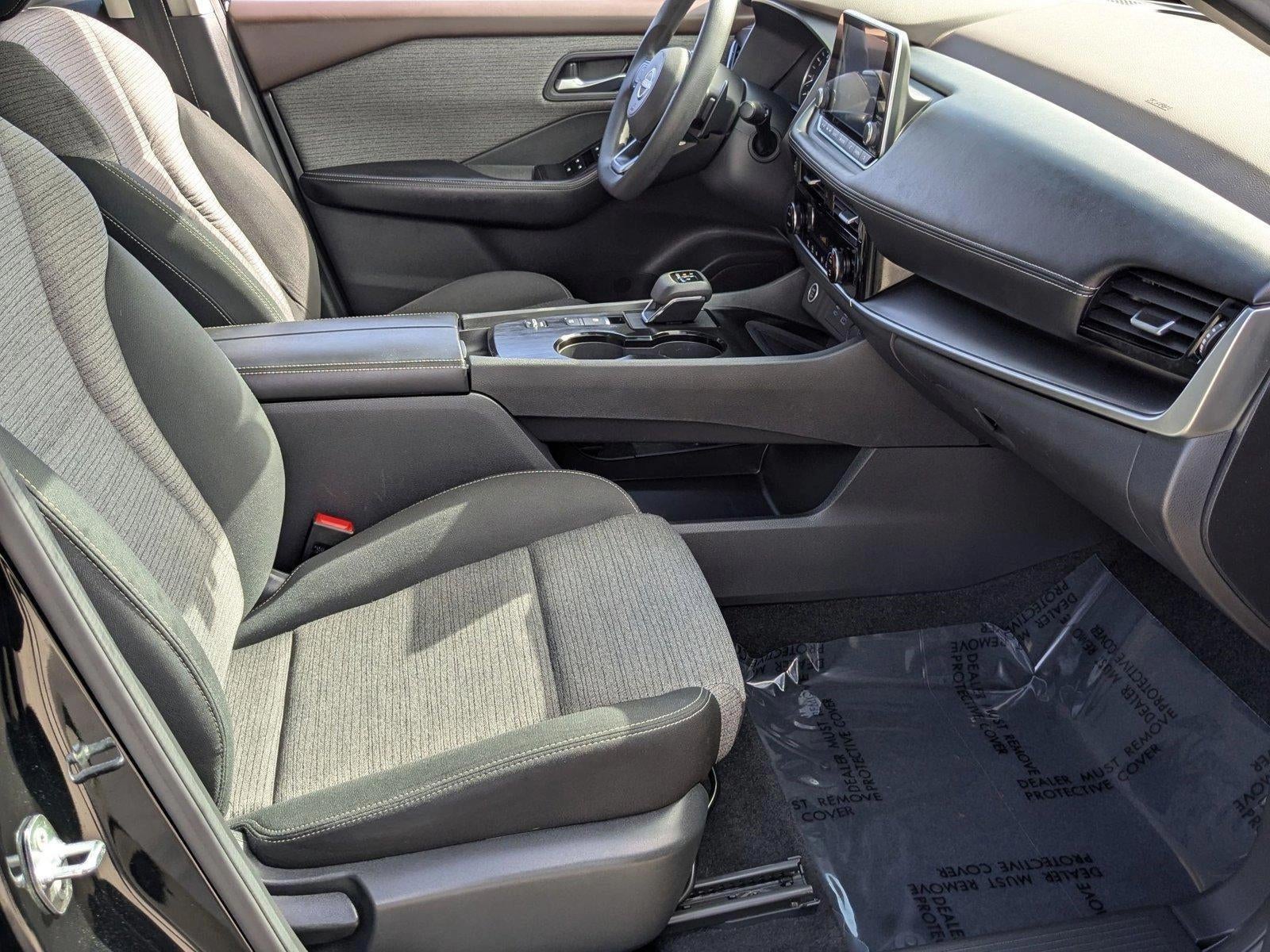 2022 Nissan Rogue FWD SV