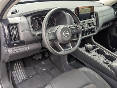 2024 Nissan Pathfinder S 4WD