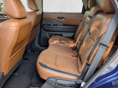 2023 Nissan Pathfinder Platinum 4WD