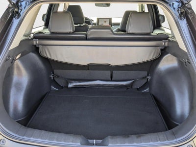 2023 Toyota Corolla Cross XLE 2WD (Natl)