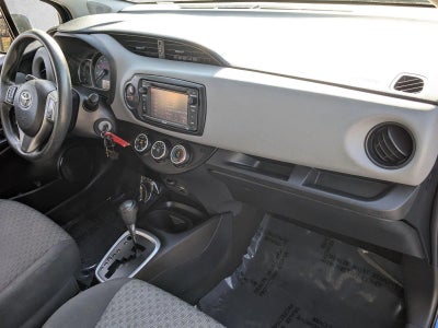 2017 Toyota Yaris 5-Door L Auto (Natl)