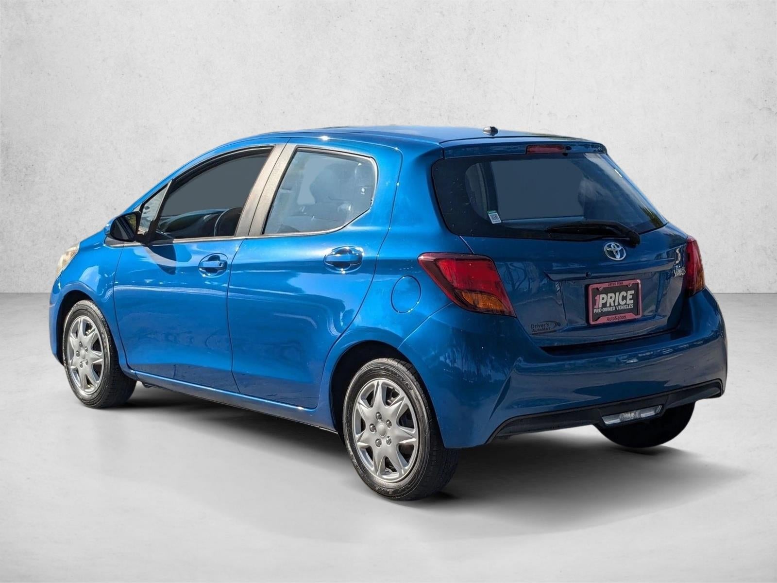 2017 Toyota Yaris 5-Door L Auto (Natl)