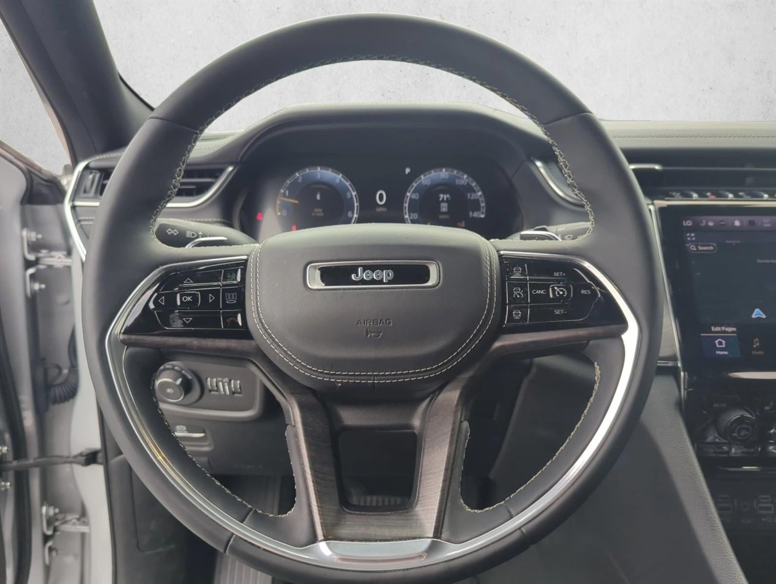 2023 Jeep Grand Cherokee Overland 4x4