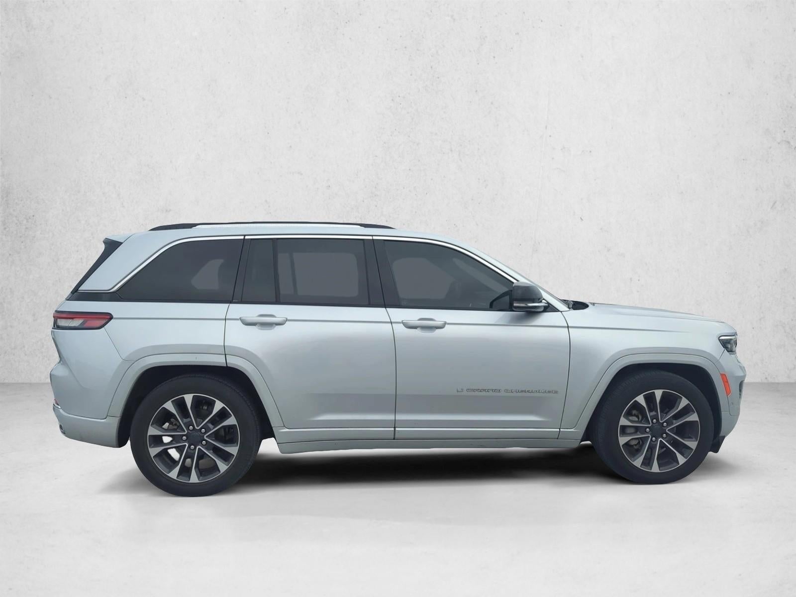 2023 Jeep Grand Cherokee Overland 4x4