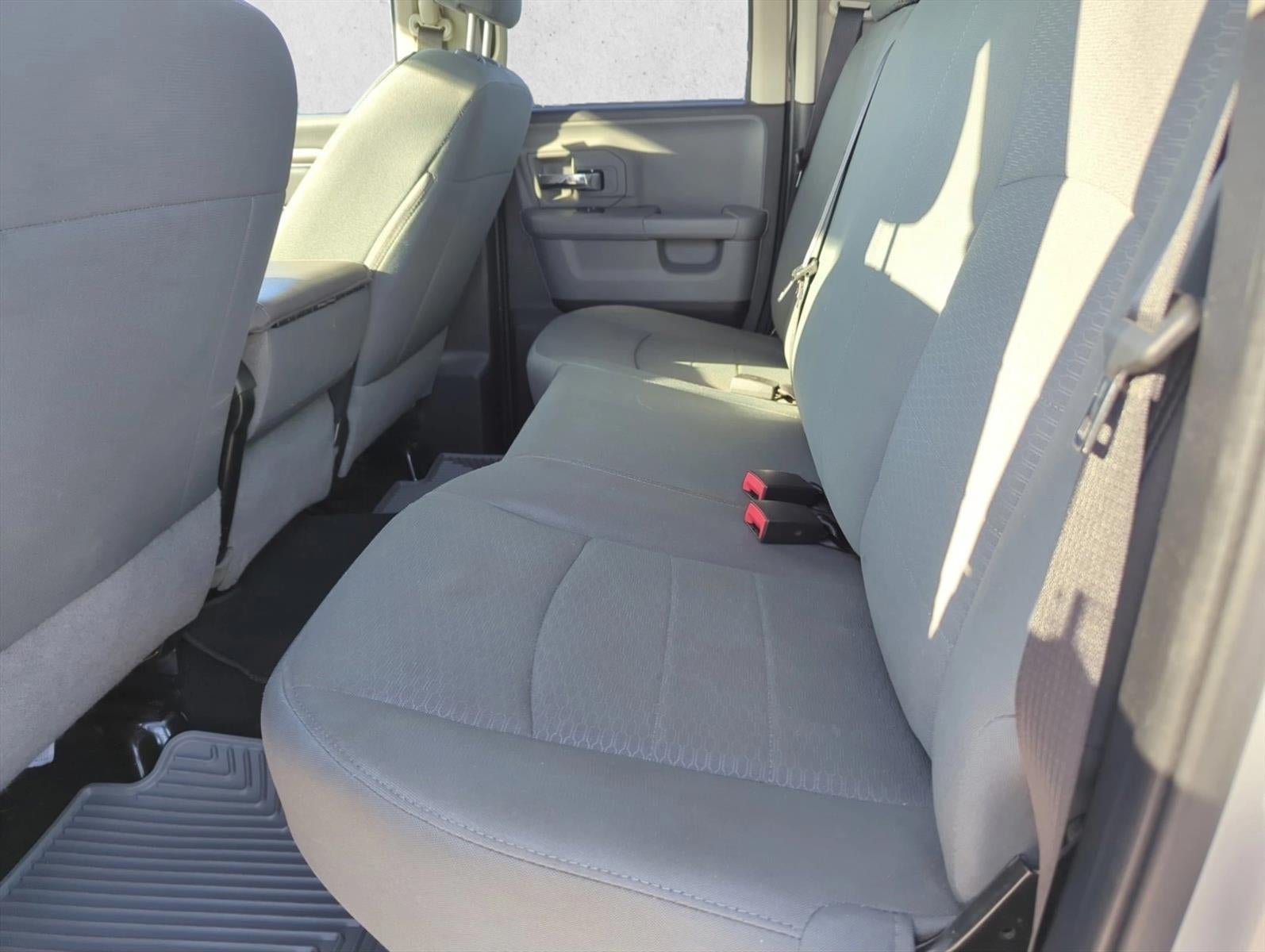 2016 RAM 1500 2WD Quad Cab 6.4 Ft Box SLT