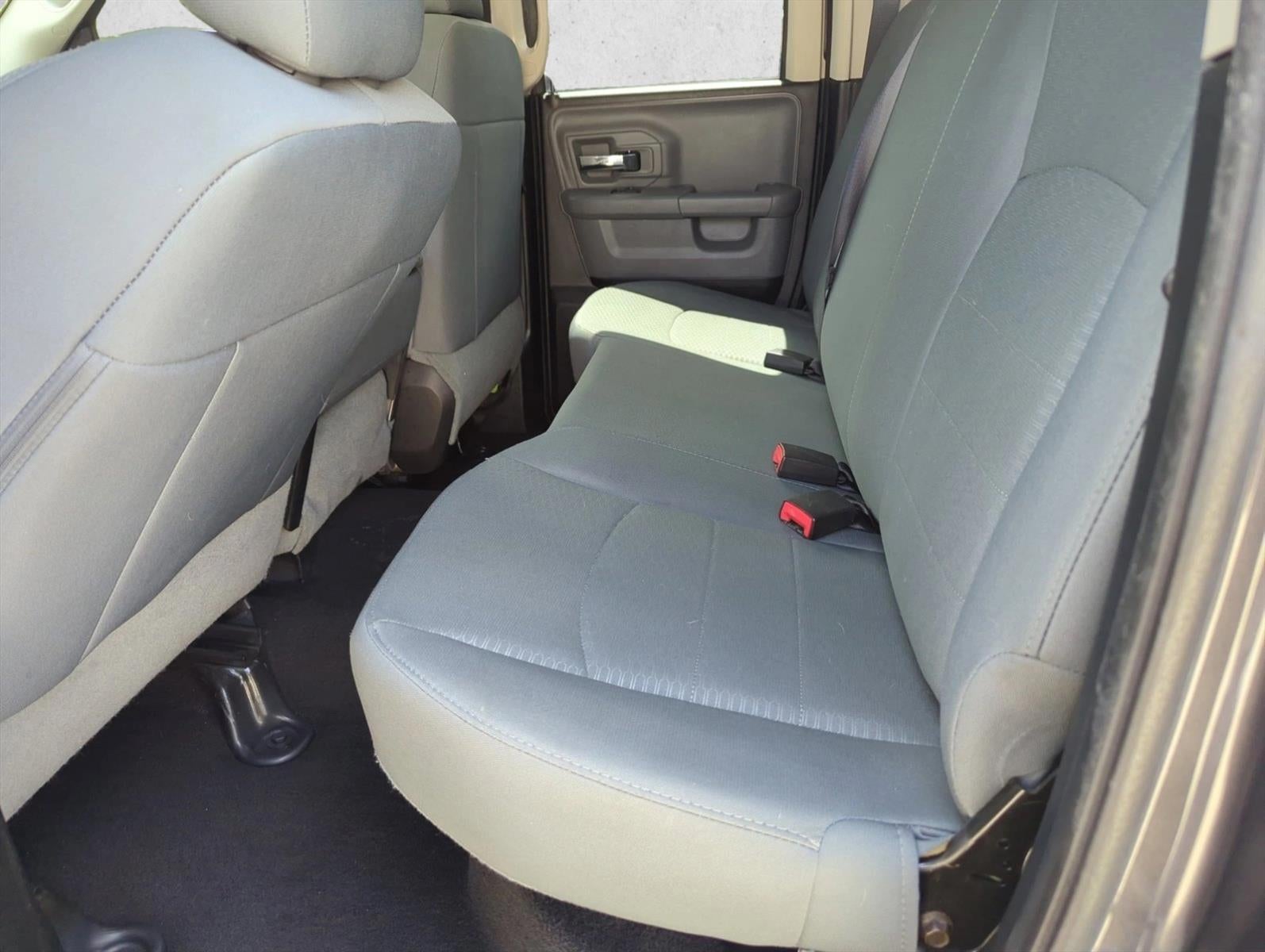 2016 RAM 1500 2WD Quad Cab 6.4 Ft Box SLT