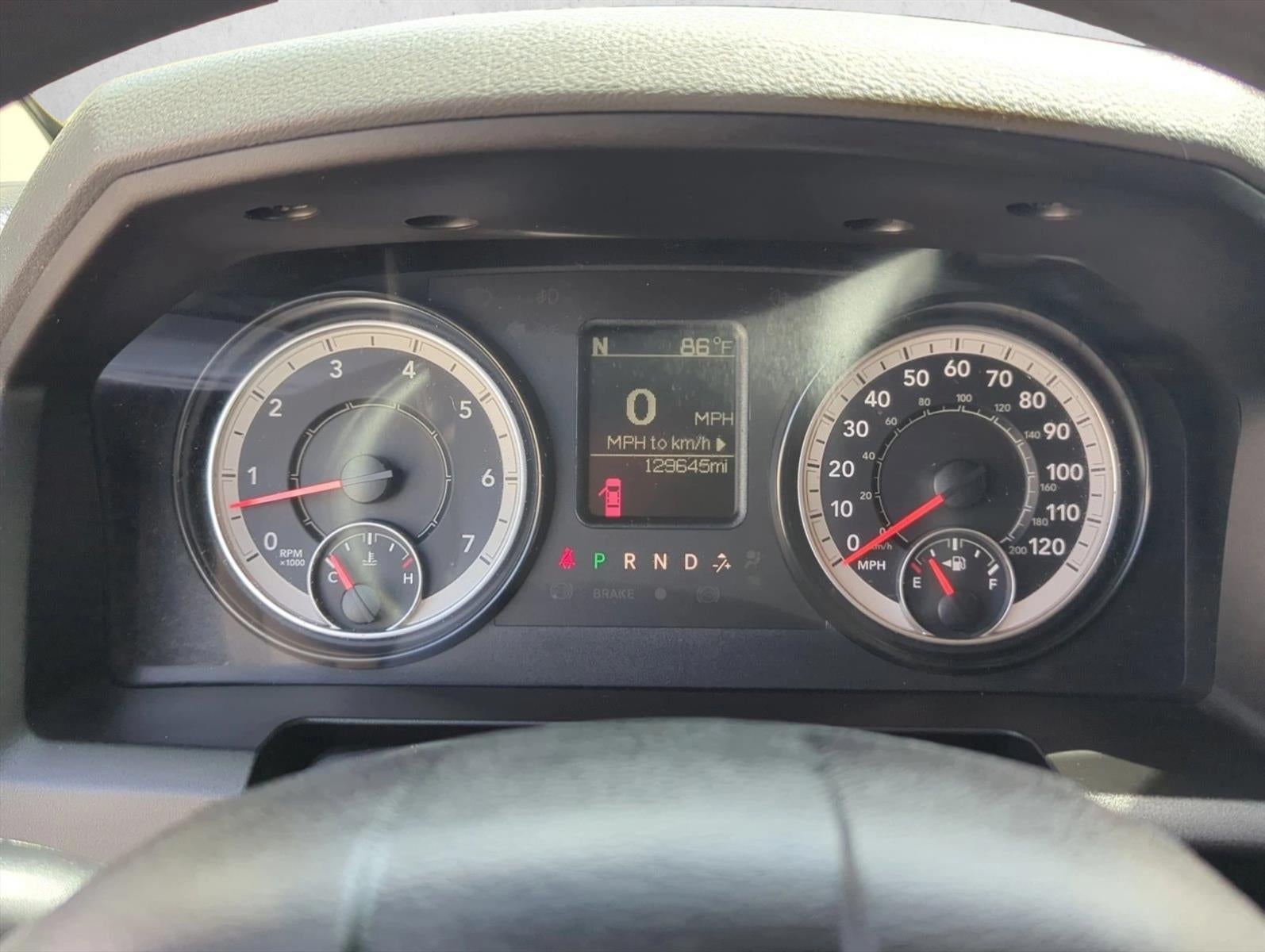2016 RAM 1500 2WD Quad Cab 6.4 Ft Box SLT