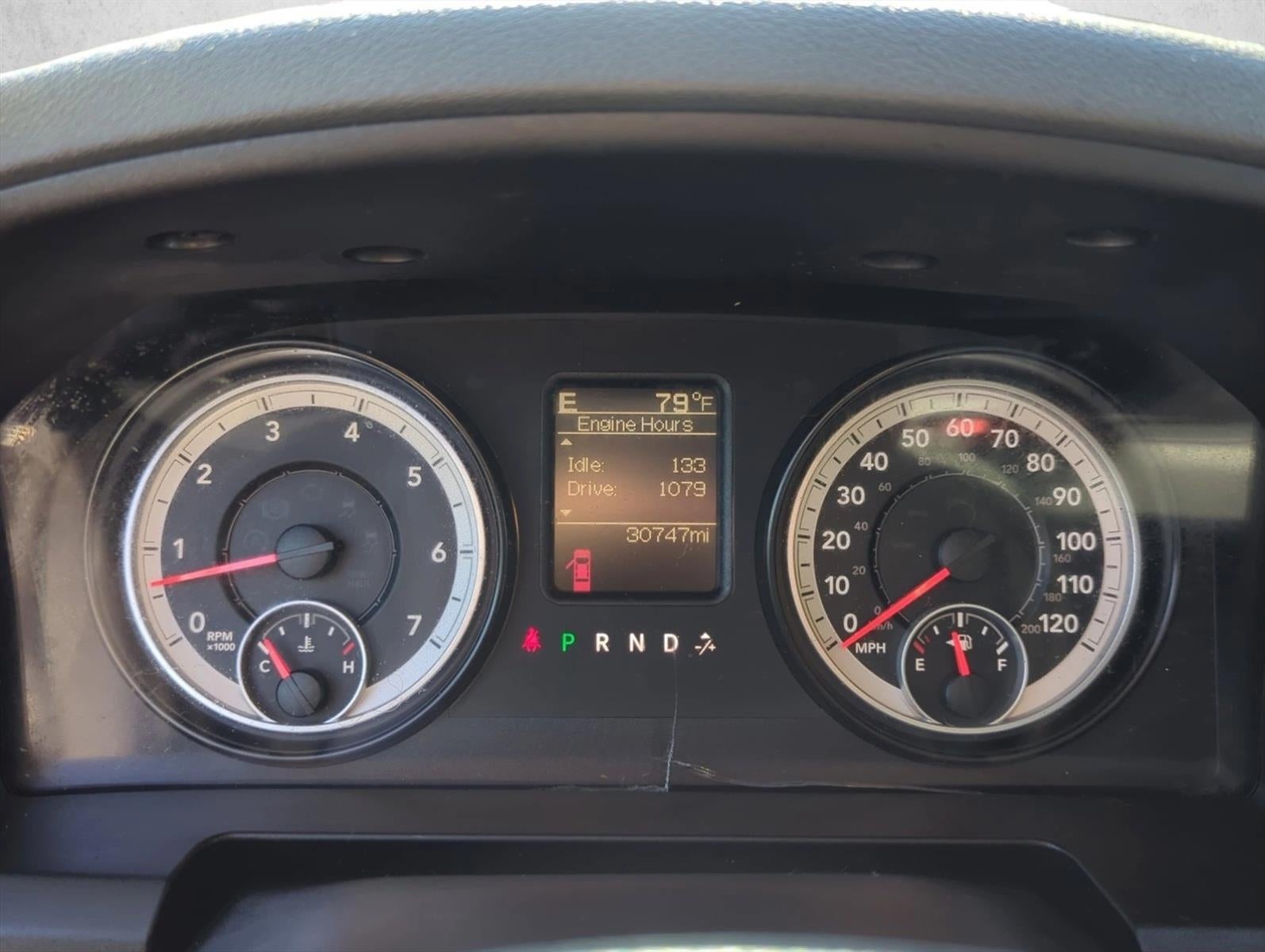 2015 RAM 1500 2WD Crew Cab 5.7 Ft Box Big Horn