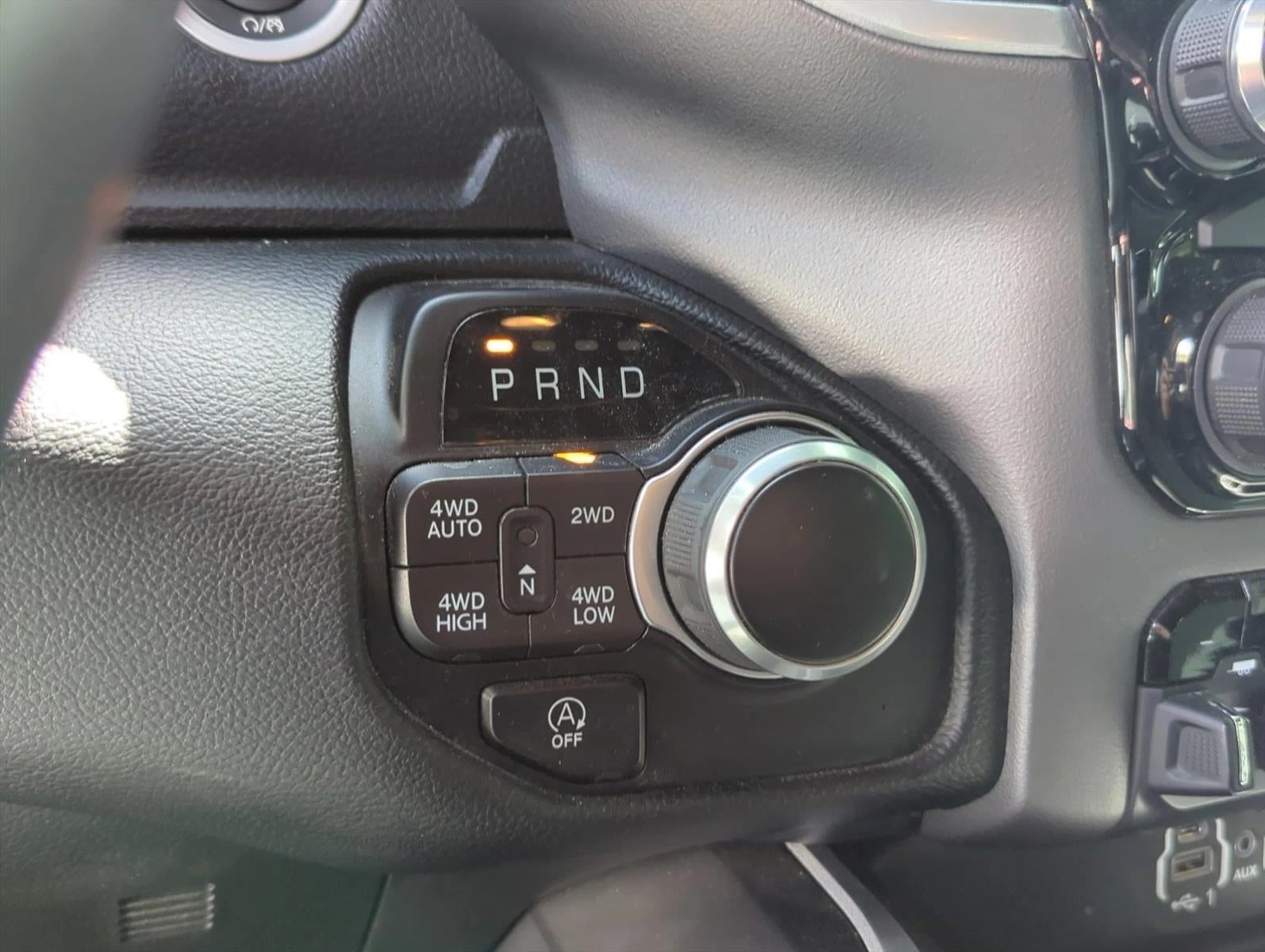 2022 RAM 1500 Big Horn 4x4 Crew Cab 5'7" Box