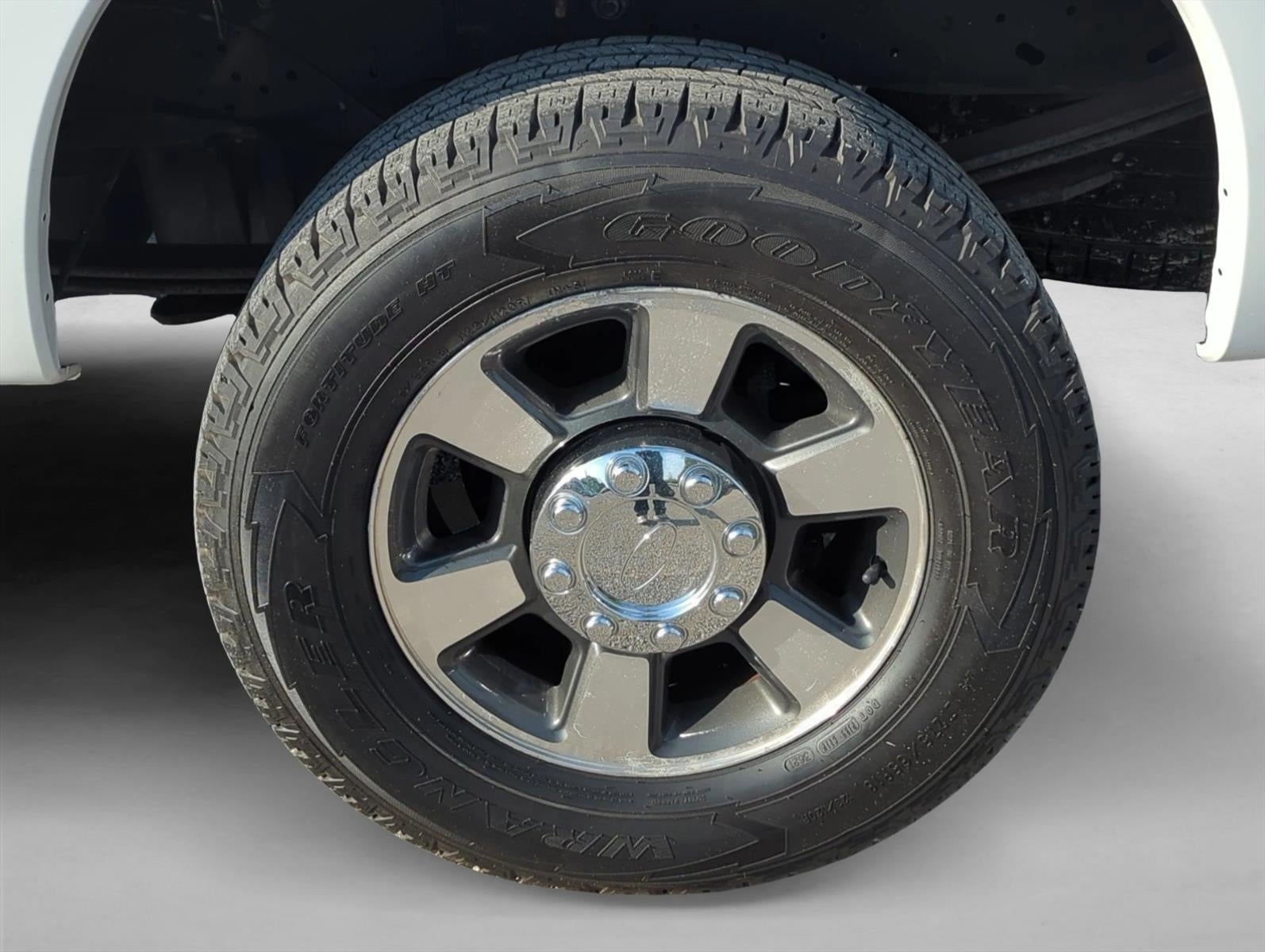 2011 Ford Super Duty F-250 SRW 4WD Crew Cab 6-3/4 Ft Box Lariat