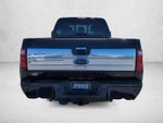2015 Ford Super Duty F-350 DRW 4WD Crew Cab 8 Ft Box Platinum