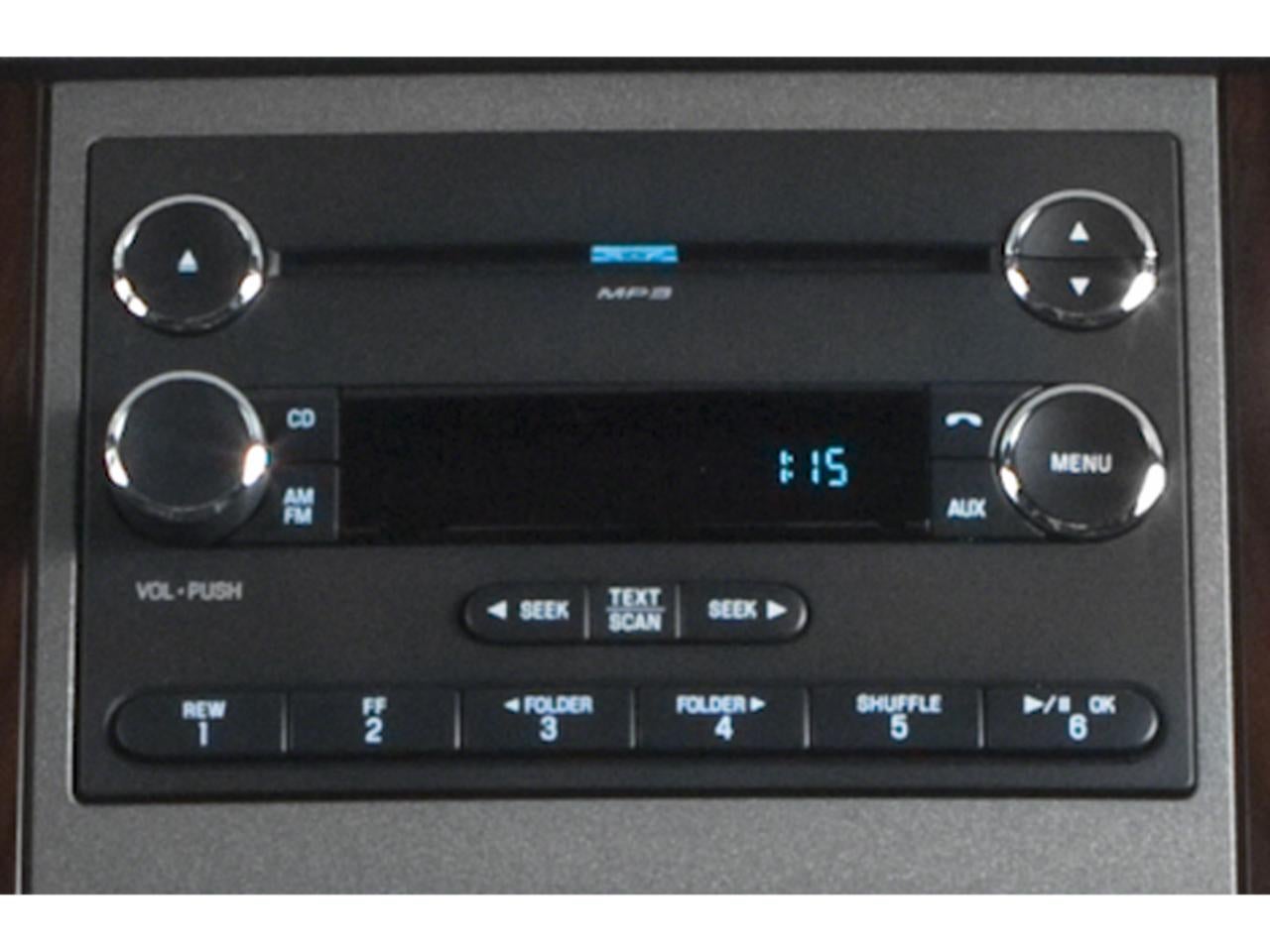 2015 Ford Super Duty F-350 DRW 4WD Crew Cab 8 Ft Box Platinum