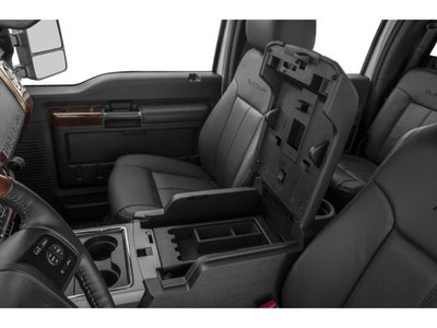2015 Ford Super Duty F-350 DRW 4WD Crew Cab 8 Ft Box Platinum