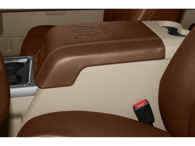 2015 Ford Super Duty F-350 DRW 4WD Crew Cab 8 Ft Box Platinum