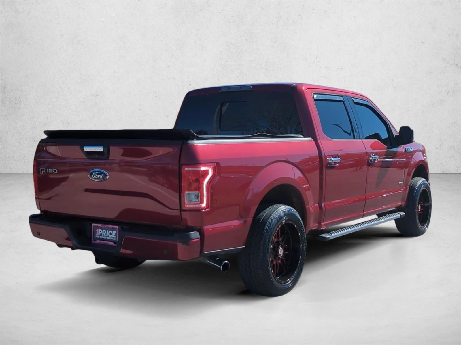 2015 Ford F-150 2WD SuperCrew 5-1/2 Ft Box XLT