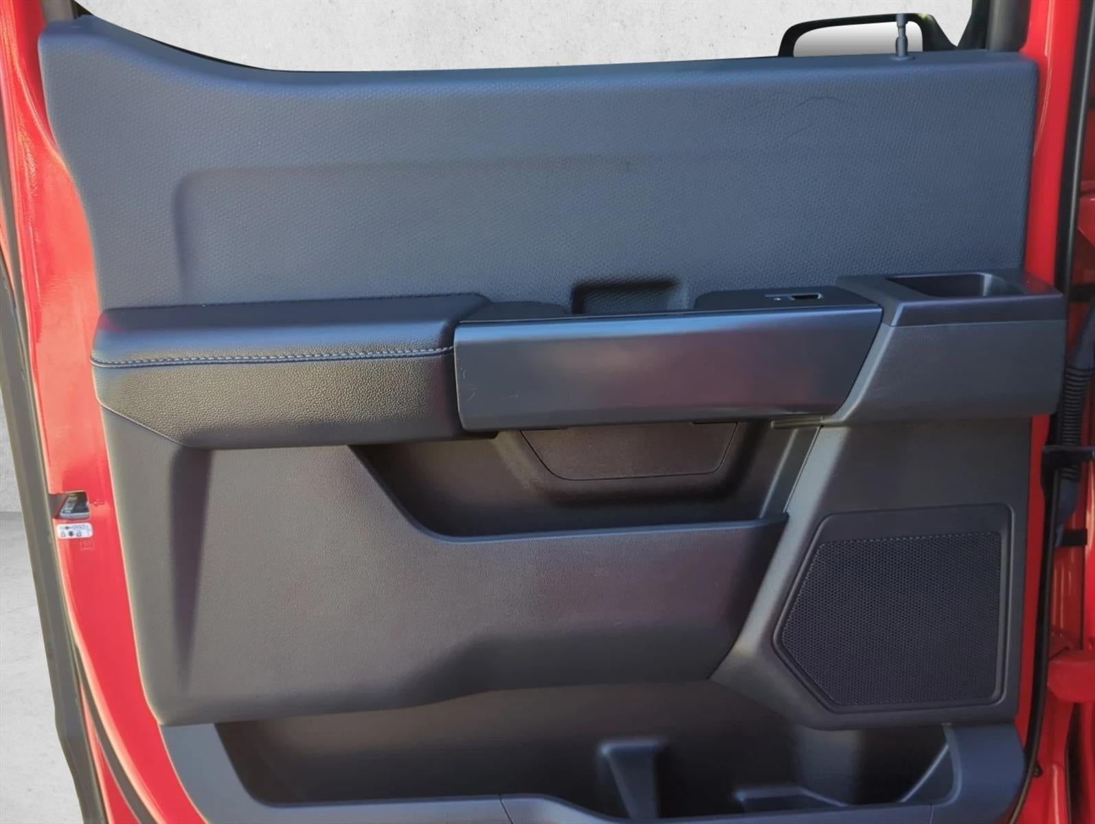 2022 Ford F-150 XL 2WD SuperCrew 5.5' Box