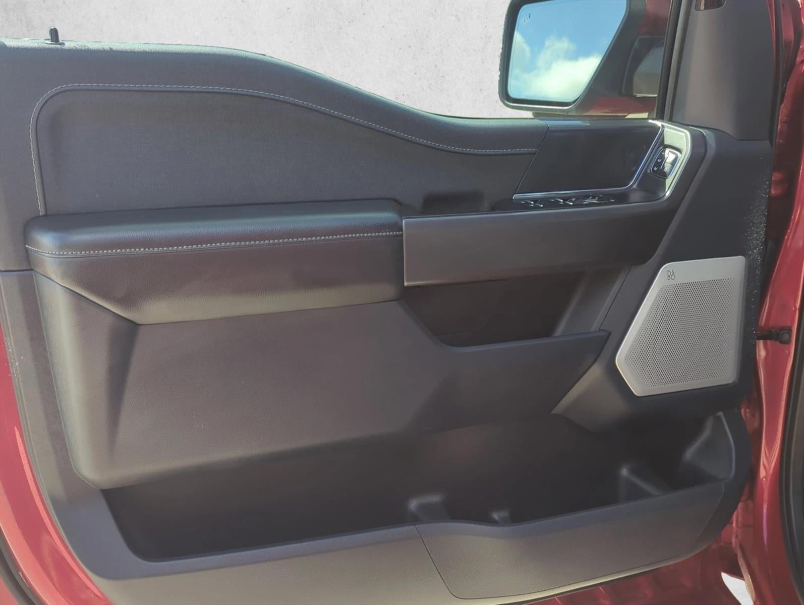 2025 Ford F-150 LARIAT 4WD SuperCrew 5.5' Box