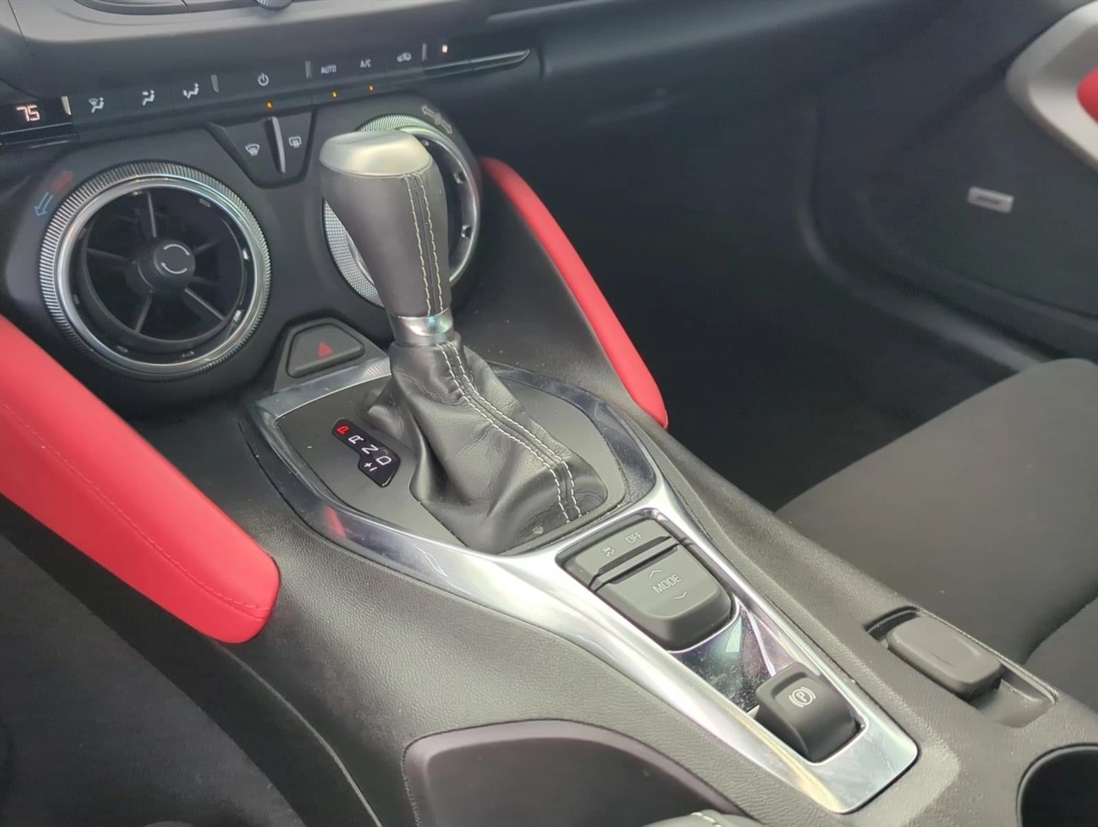 2024 Chevrolet Camaro 2dr Coupe LT1