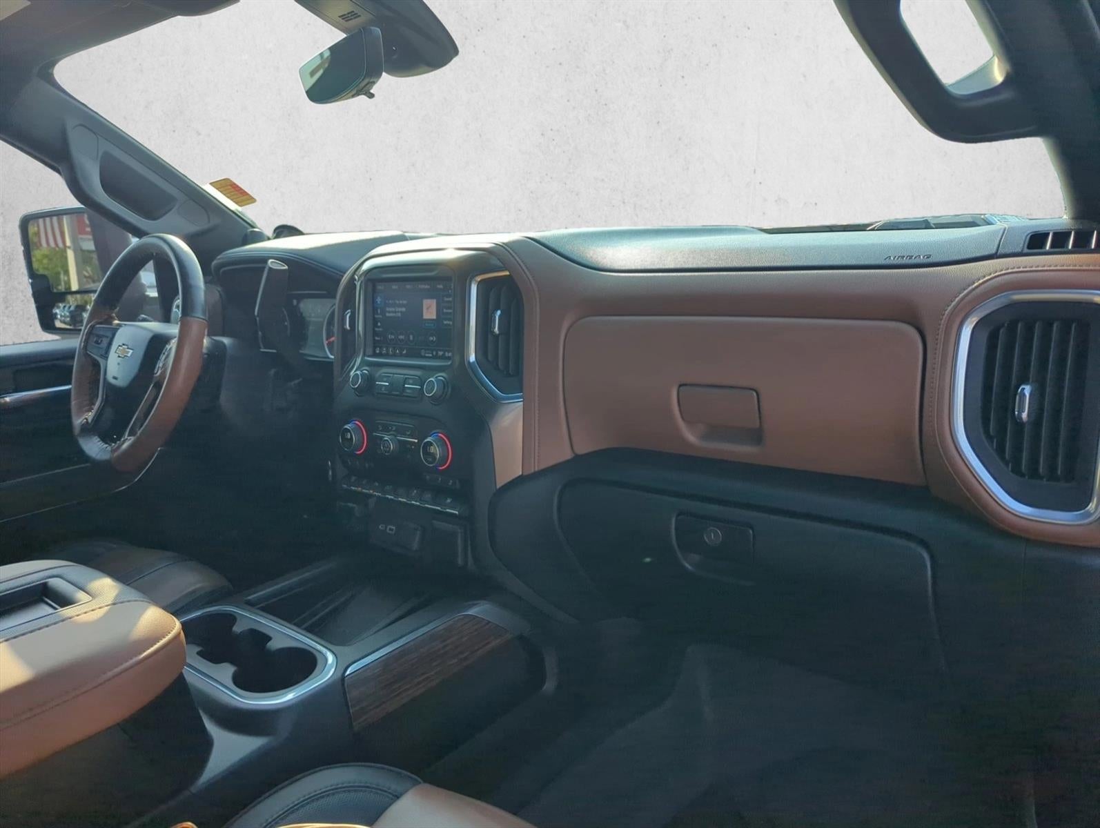 2022 Chevrolet Silverado 3500 HD Crew Cab Long Box 4-Wheel Drive High Country