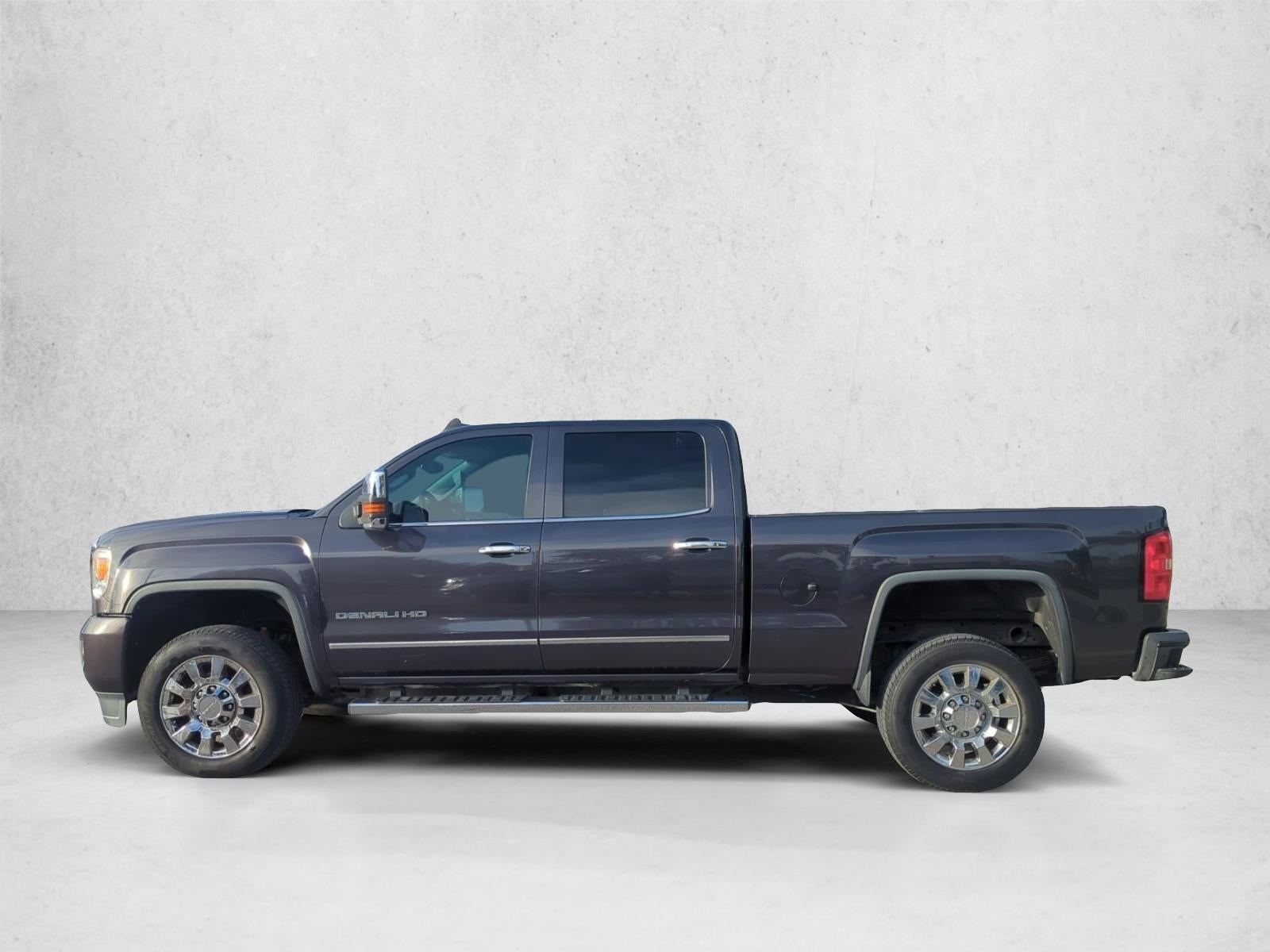 2015 GMC Sierra 2500HD available WiFi Crew Cab Standard Box 4-Wheel Drive Denali