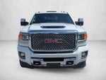 2017 GMC Sierra 3500HD Crew Cab Long Box 4-Wheel Drive Denali