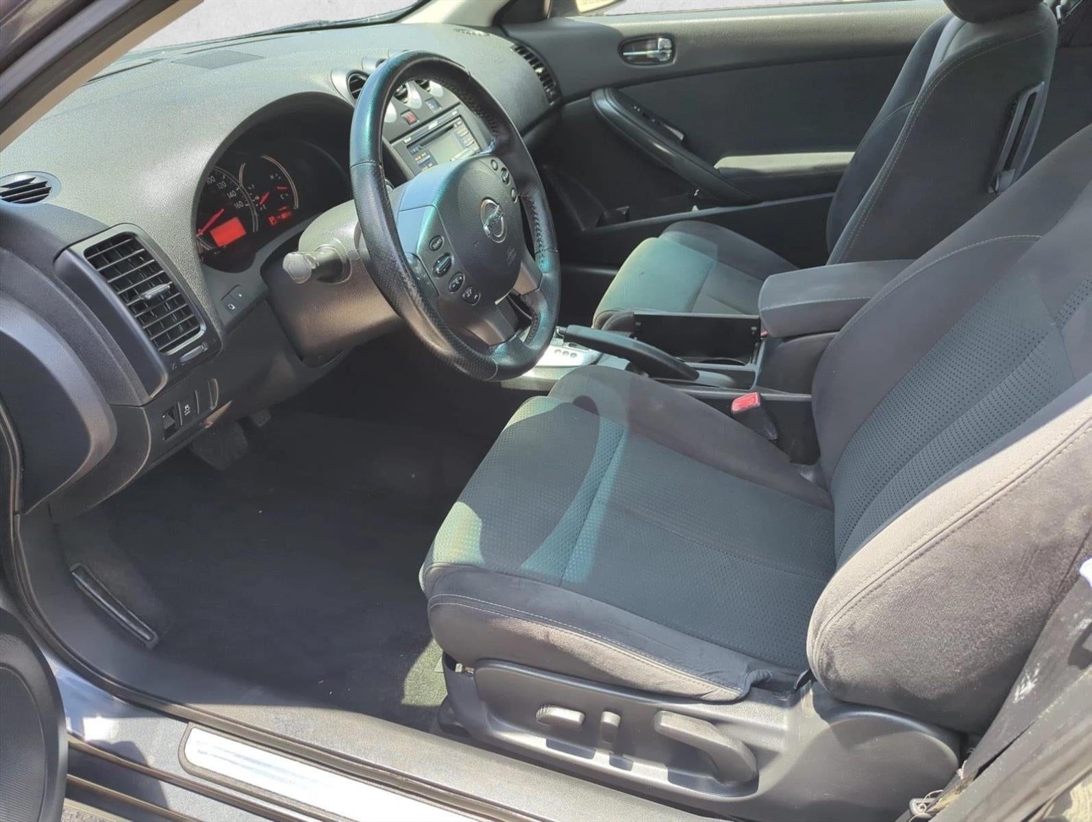 2013 Nissan Altima 2dr Cpe I4 2.5 S