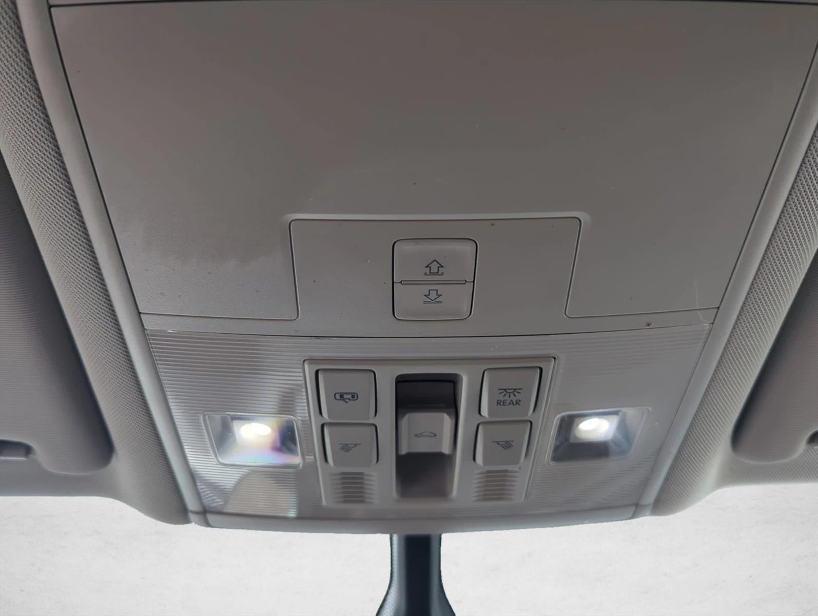 2023 Volkswagen Atlas 3.6L V6 SE w/Technology FWD