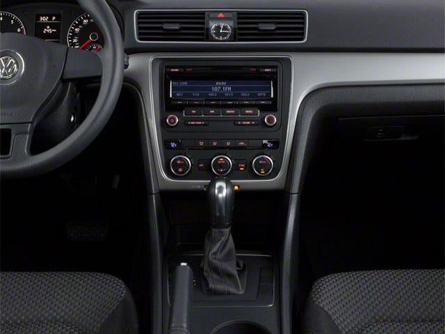 2012 Volkswagen Passat 4dr Sdn 2.5L Manual SE PZEV