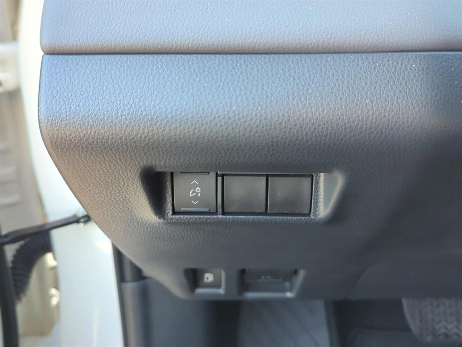 2026 Toyota RAV4 LE FWD (Natl)