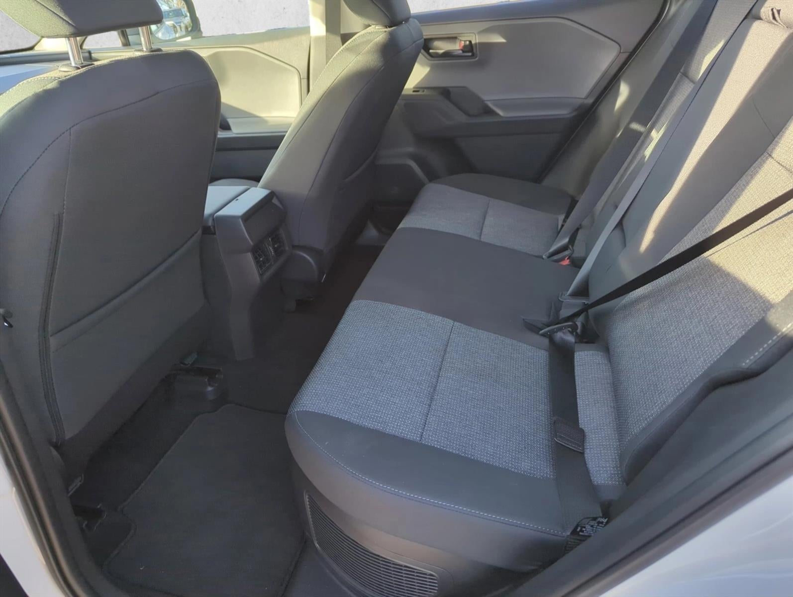 2026 Toyota RAV4 LE FWD (Natl)