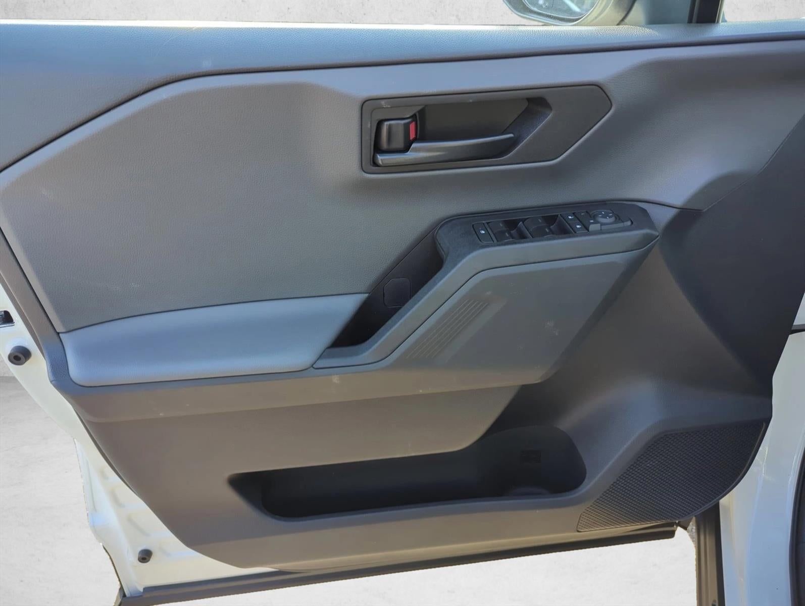 2026 Toyota RAV4 LE FWD (Natl)