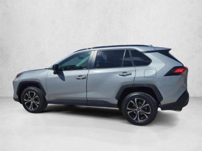 2021 Toyota RAV4 LE FWD (GS)