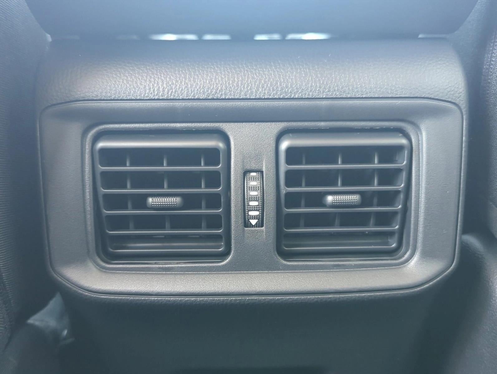 2025 Toyota RAV4 XLE FWD (GS)