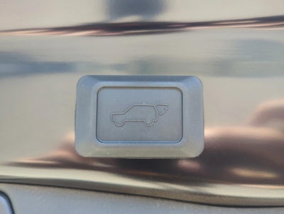 2025 Toyota RAV4 XLE FWD (GS)