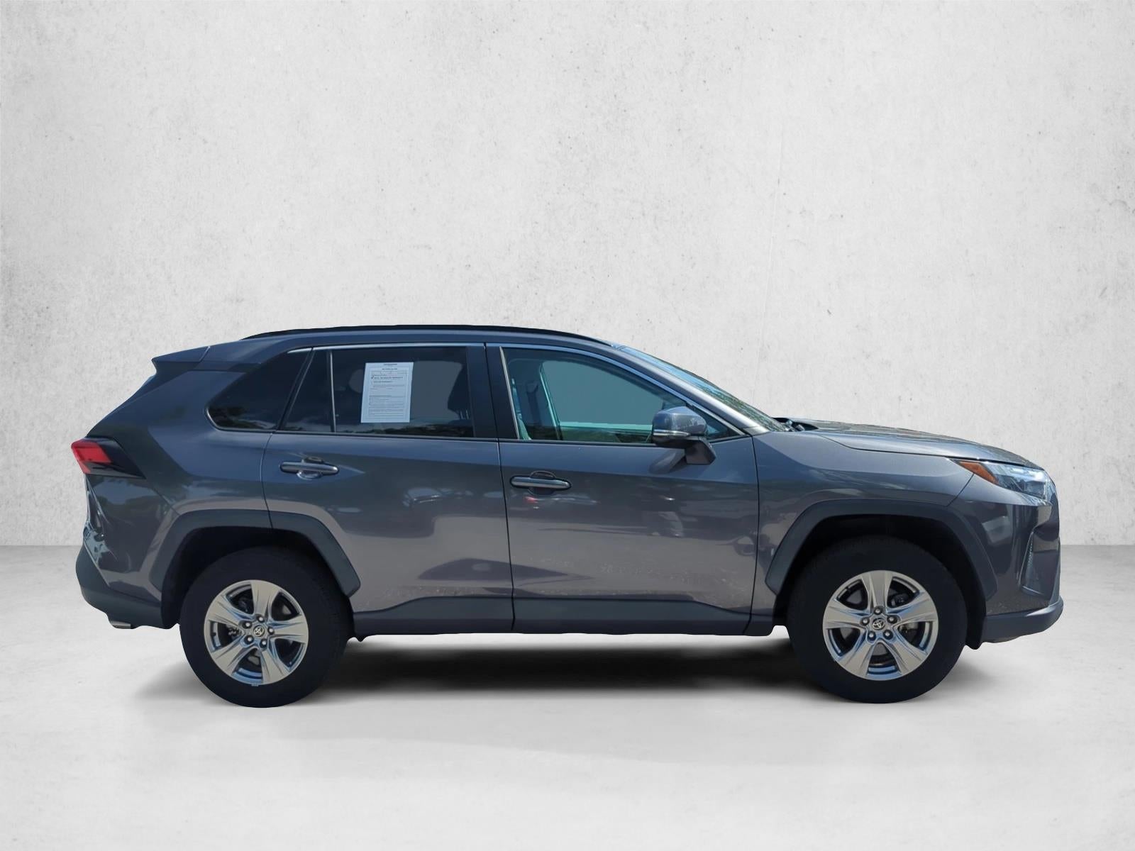 2022 Toyota RAV4 XLE FWD (GS)