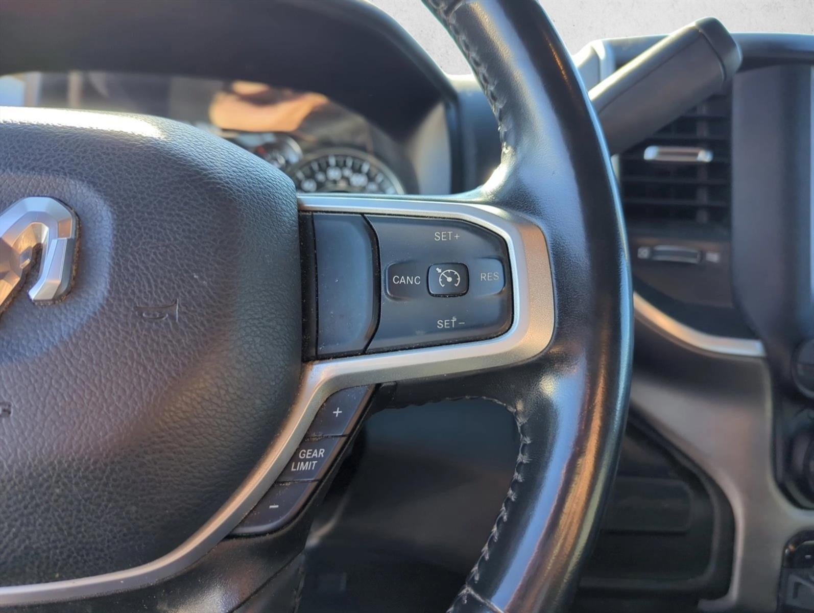 2023 RAM 2500 Big Horn 4x4 Crew Cab 8' Box