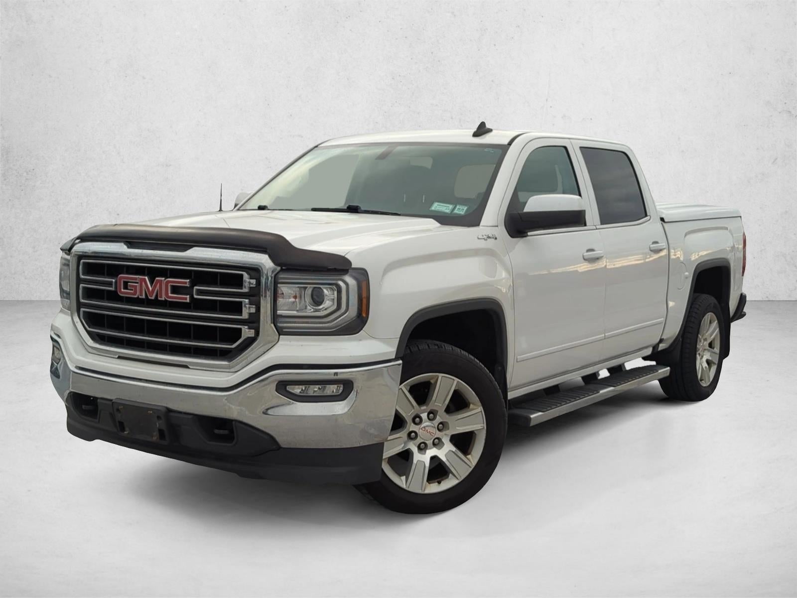 2017 GMC Sierra 1500 Crew Cab Short Box 4-Wheel Drive SLE