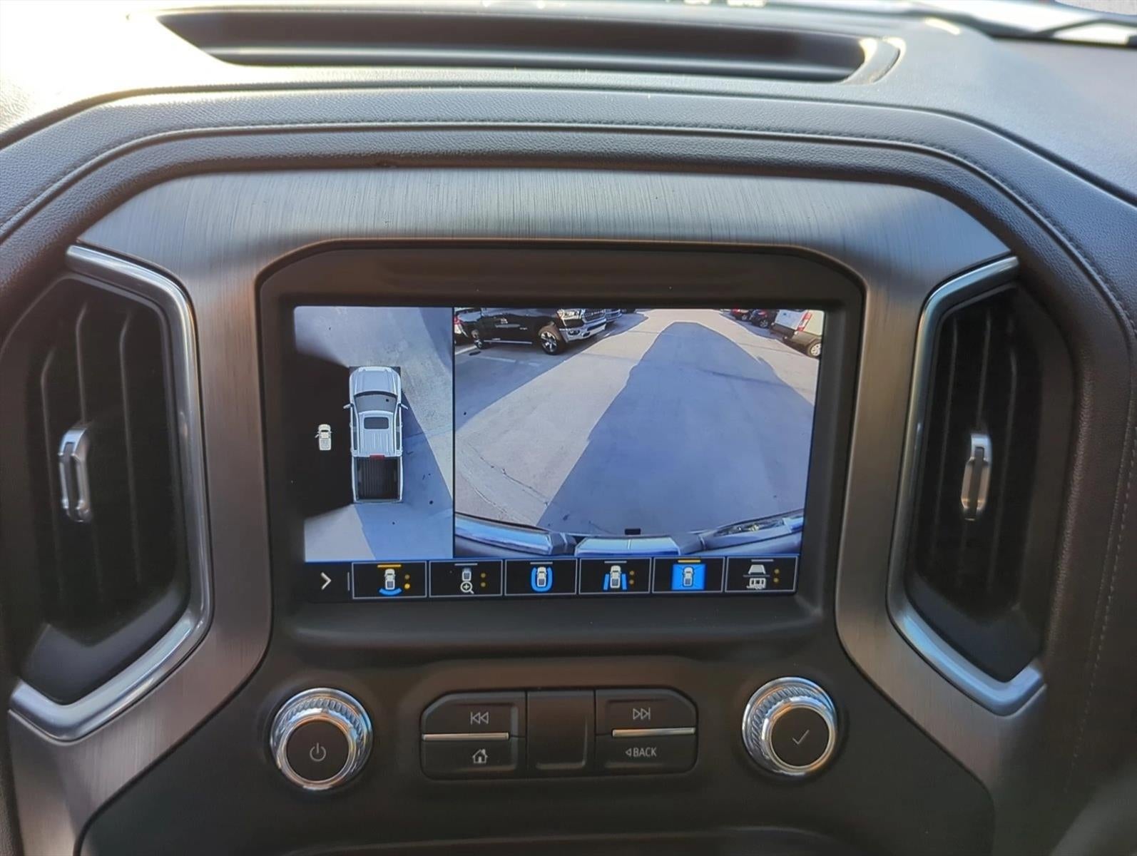 2020 GMC Sierra 1500 Crew Cab Short Box 4-Wheel Drive Denali
