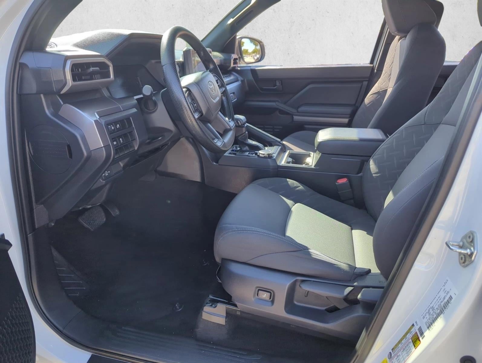 2025 Toyota Tacoma 4WD 4WD SR5 Double Cab 5' Bed AT (GS)