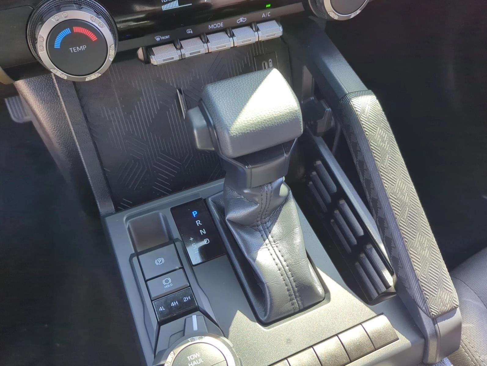 2025 Toyota Tacoma 4WD 4WD SR5 Double Cab 5' Bed AT (GS)