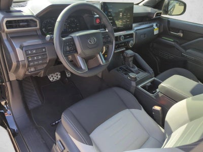 2025 Toyota Tacoma 4WD 4WD TRD Sport Hybrid Double Cab 5' Bed AT (Natl)