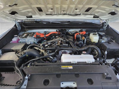 2025 Toyota Tacoma 4WD 4WD TRD Sport Hybrid Double Cab 5' Bed AT (Natl)