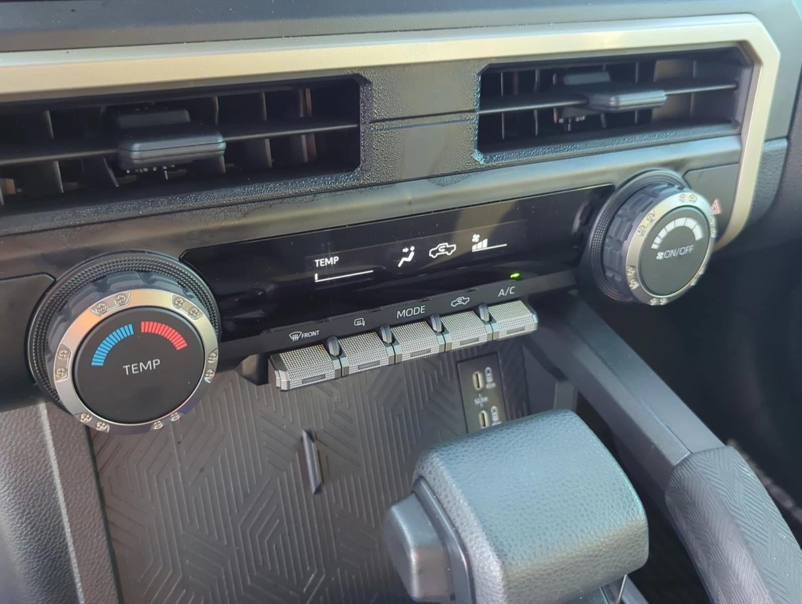 2024 Toyota Tacoma 4WD 4WD SR Double Cab 5' Bed AT (GS)