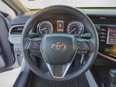 2018 Toyota Camry SE Auto (SE)