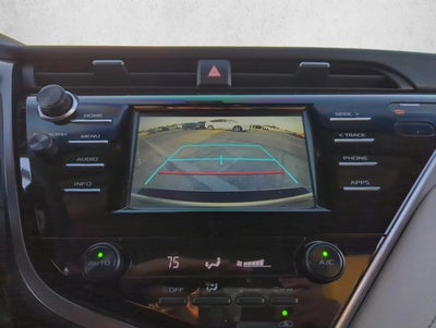 2018 Toyota Camry SE Auto (SE)